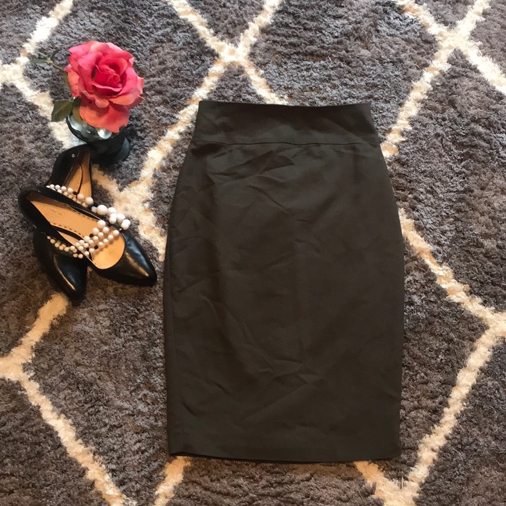 ⭐️Express Skirt!⭐️